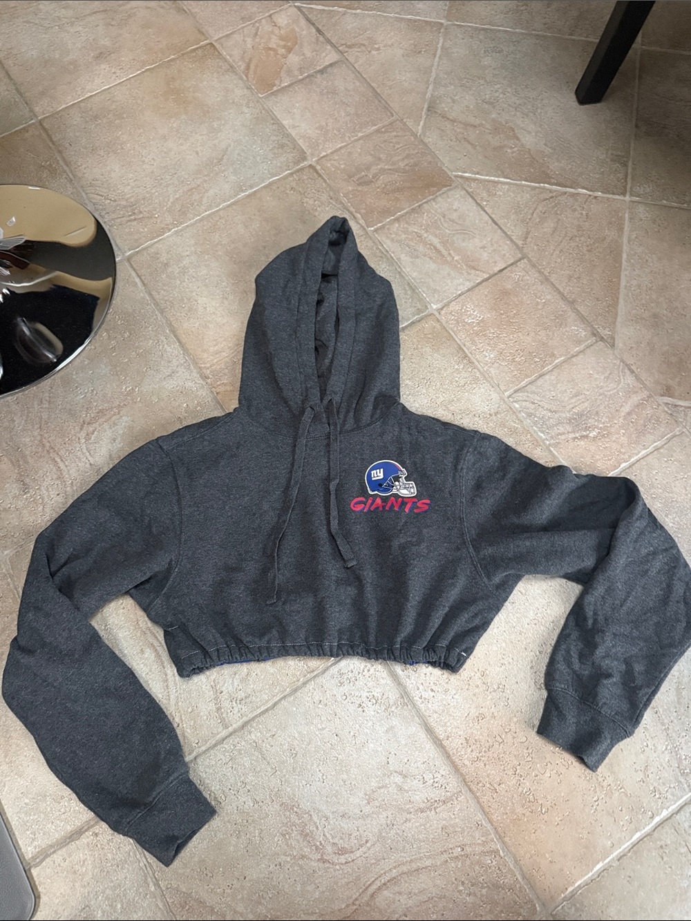 Giants Cropped Hooded Sweatshirt - Dark Gray
